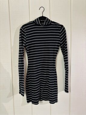 Urban Outfitters Striped Mock Neck Mini Dress with Buttons in Size M